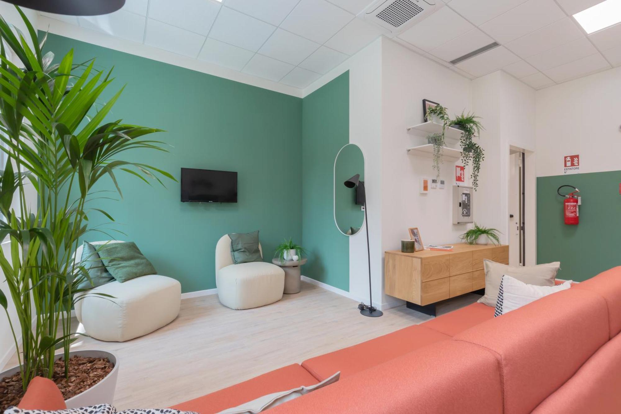 Well-Located Campus Rooms Near City Park Милано Екстериор снимка