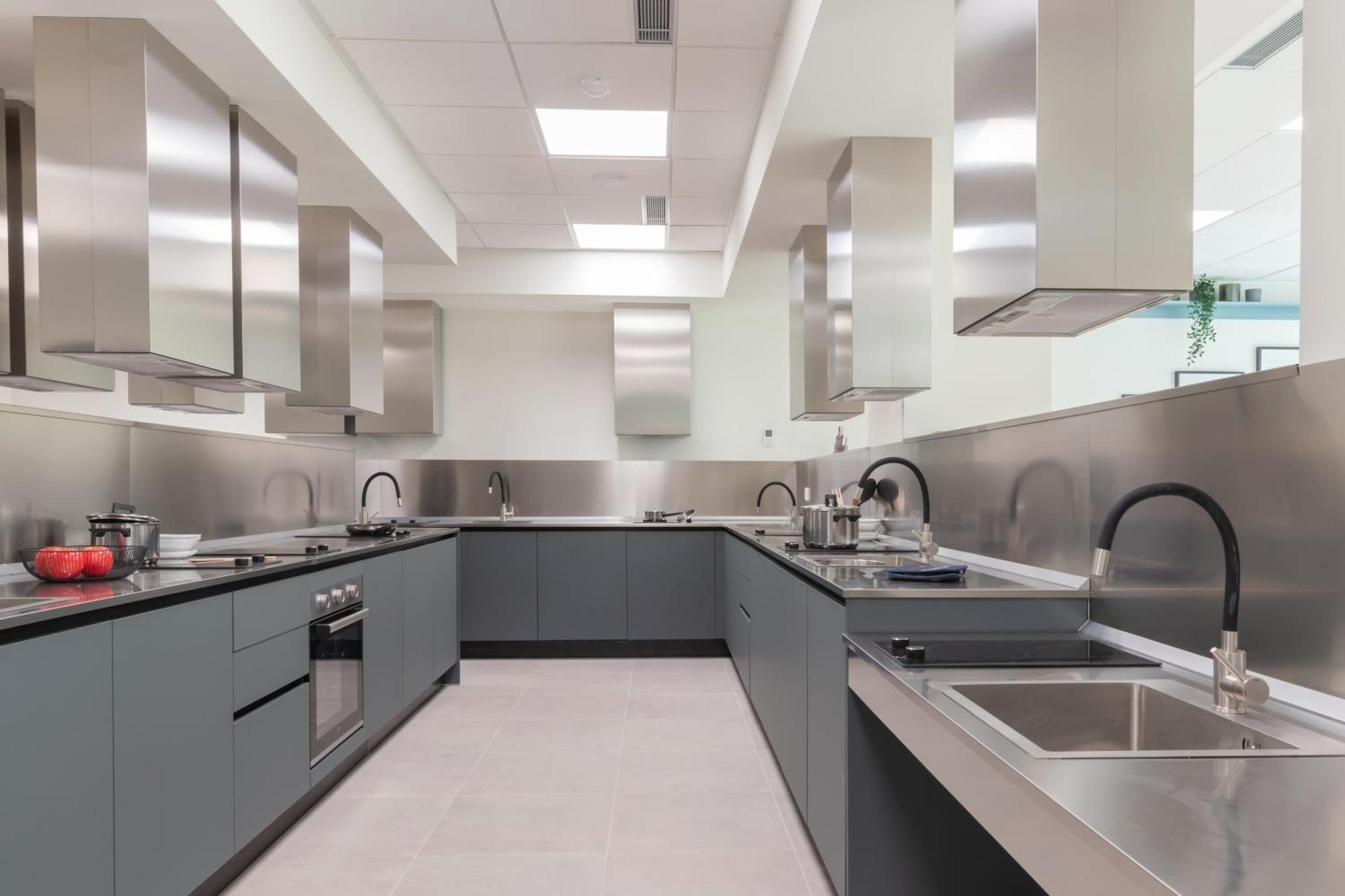 Well-Located Campus Rooms Near City Park Милано Екстериор снимка