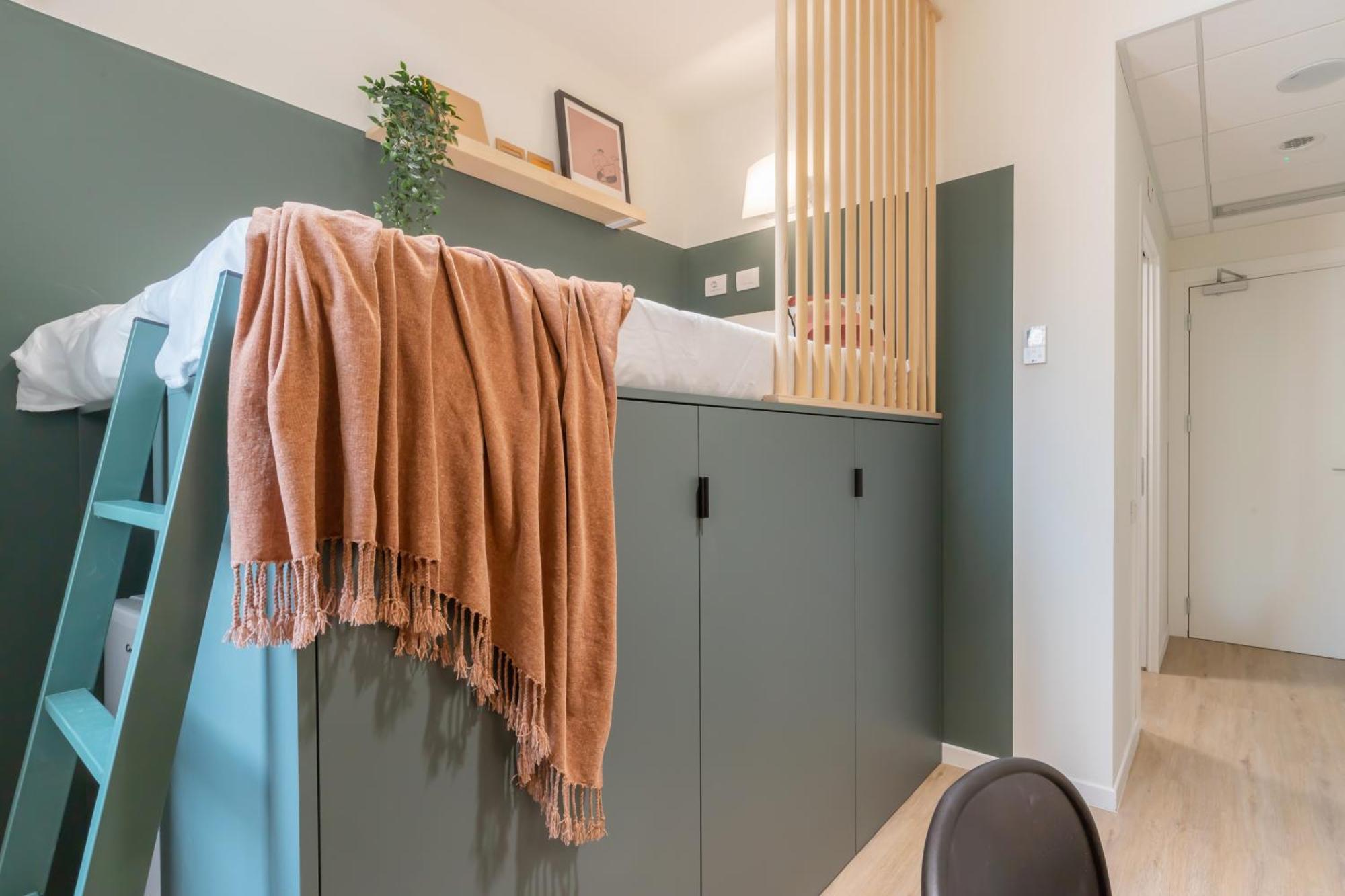 Well-Located Campus Rooms Near City Park Милано Екстериор снимка
