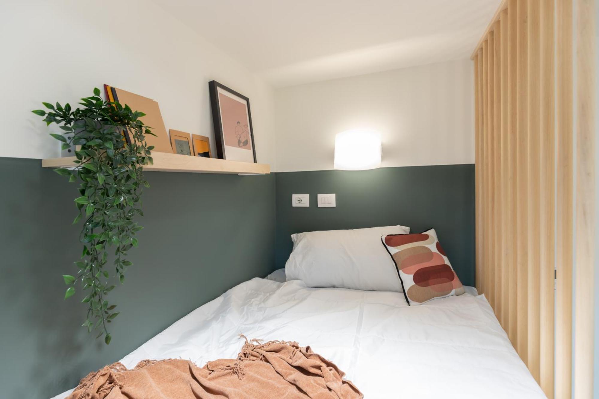 Well-Located Campus Rooms Near City Park Милано Екстериор снимка